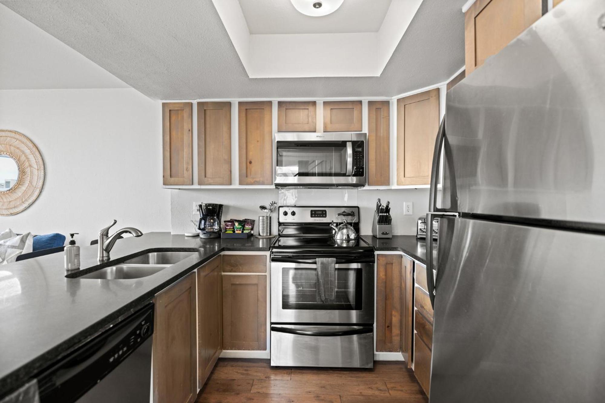 Littlefield Lofts, Hosted By Placemakr - 6Th St Austin Room photo