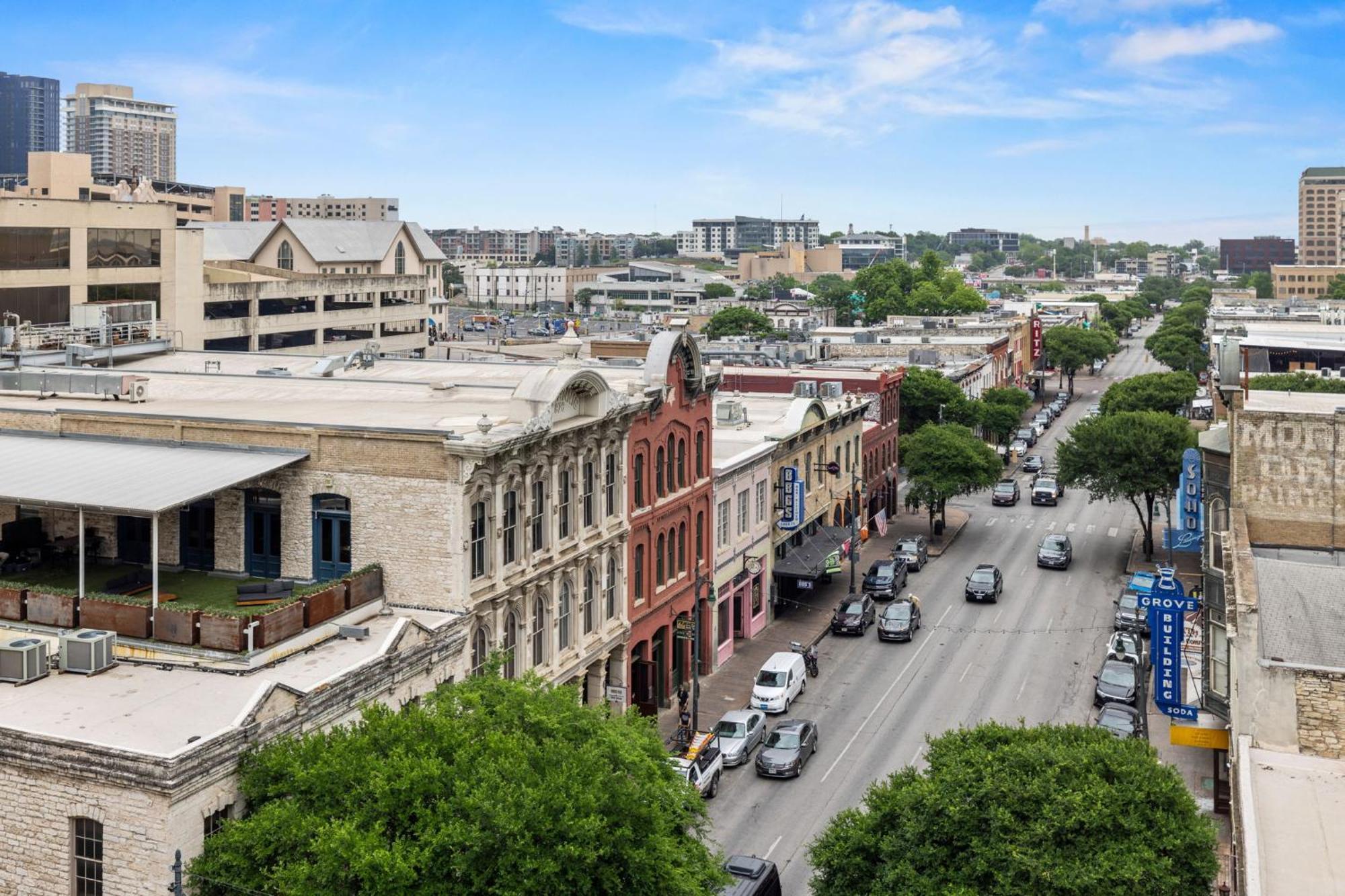 Littlefield Lofts, Hosted By Placemakr - 6Th St Austin Room photo